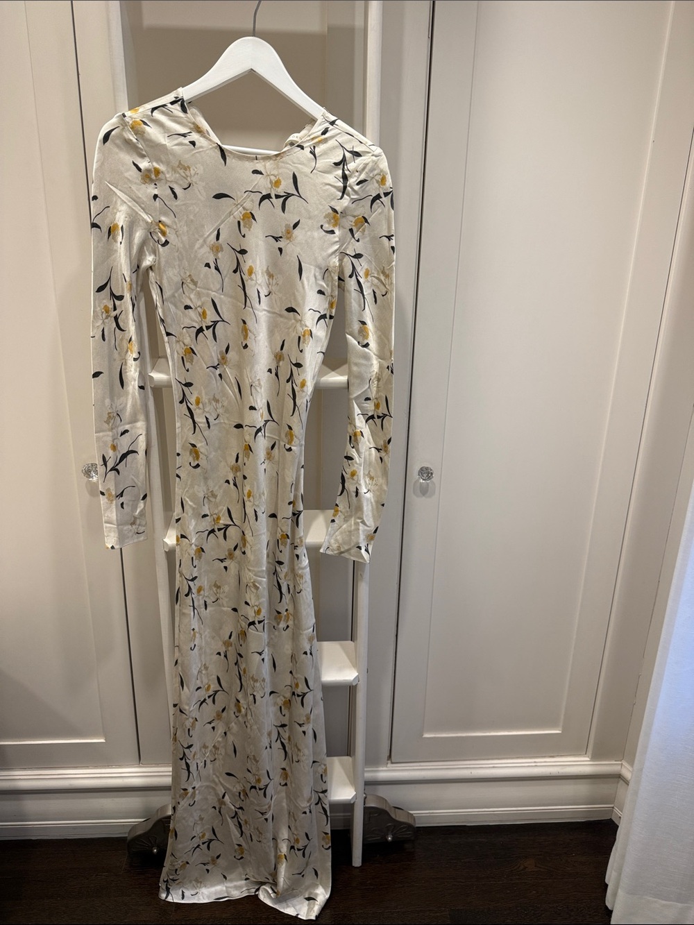DÔEN 100% Silk Floral Long Sleeve Maxi Dress Size S